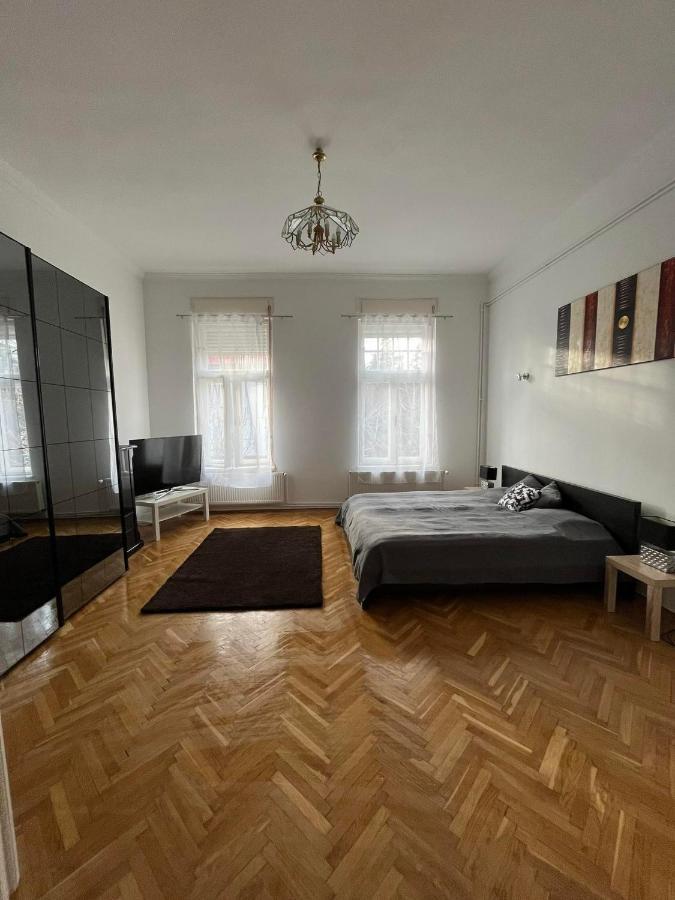 Szeged Apartman Dış mekan fotoğraf